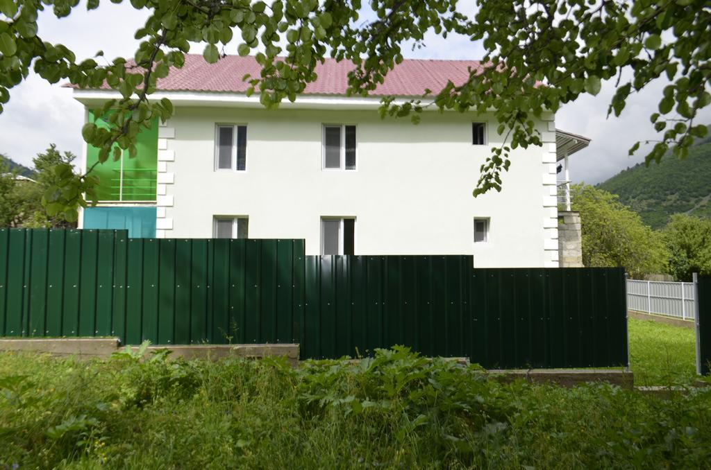 Guest House Gogia Zhabeshi Екстериор снимка
